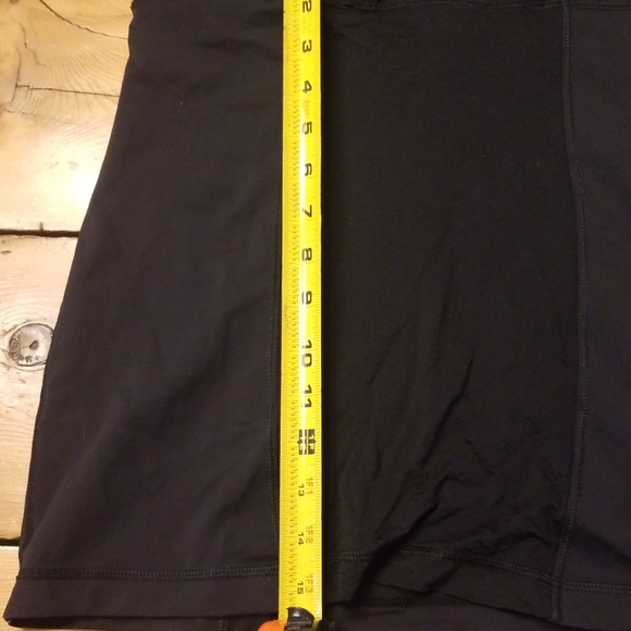 Black Lululemon top - Picture 6 of 6